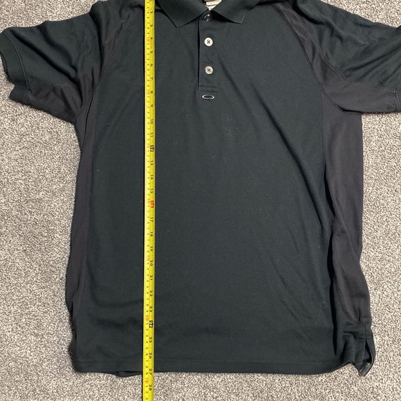 Oakley Men's Large Golf Shirt - Picture 6 of 6